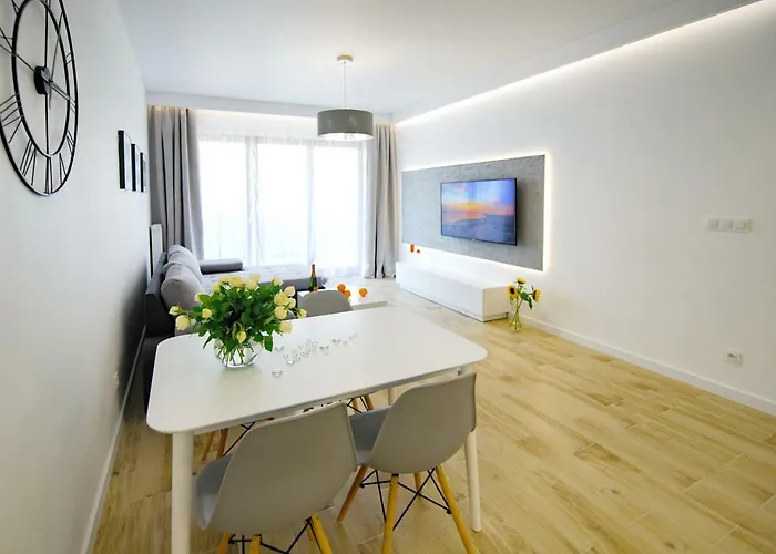 Baltic De Lux Platan Parking Free